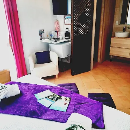 Asunda & Sauna, D'hotes Guest house *