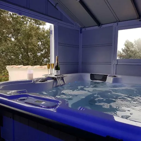 Guest house Asunda & Sauna, D'hotes Saint-Maximin-la-Sainte-Baume